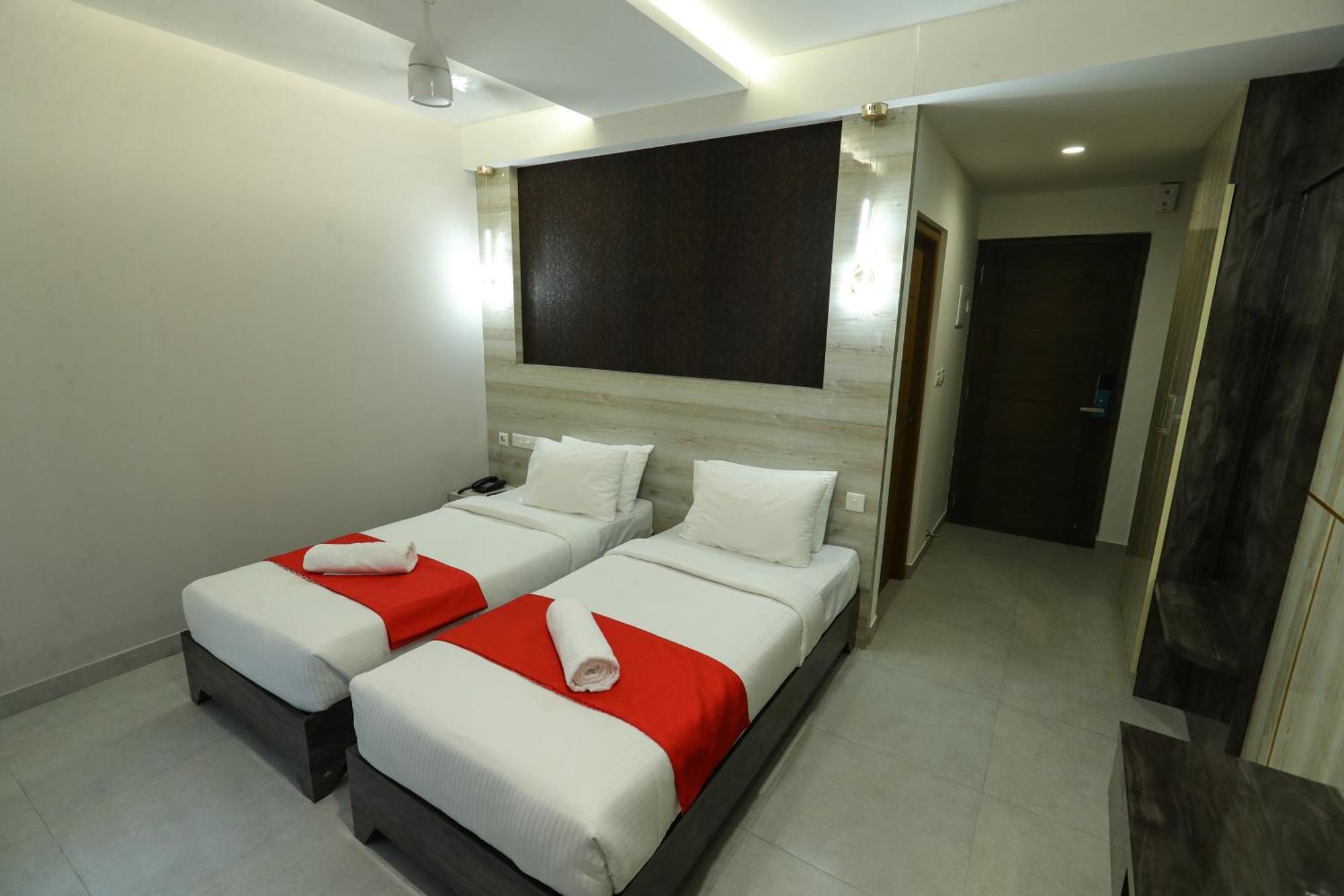 D-Luxe Hotel Kochi Exterior foto