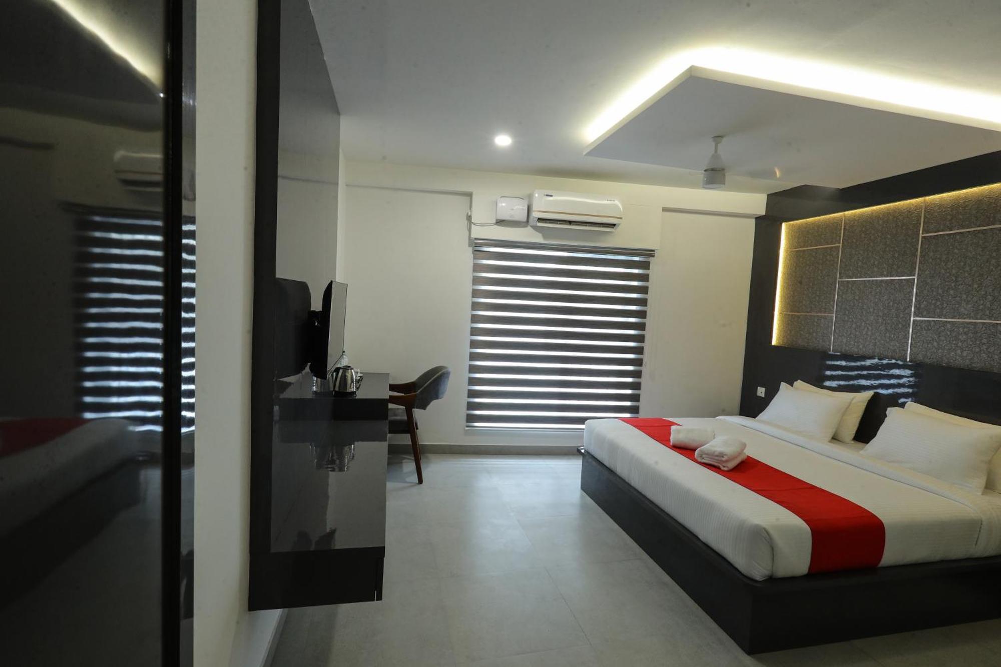 D-Luxe Hotel Kochi Exterior foto